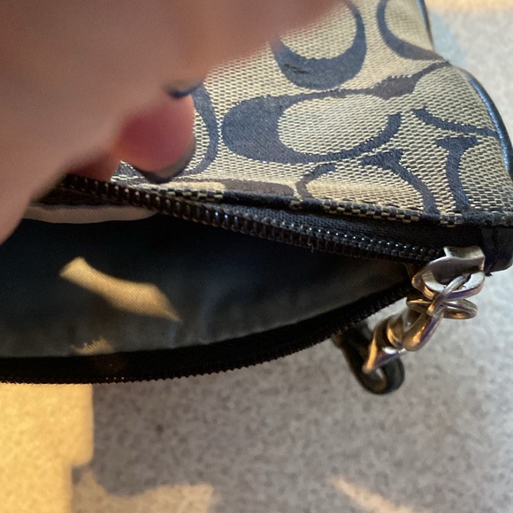 Coach wristlet brown and black - Picture 5 of 5